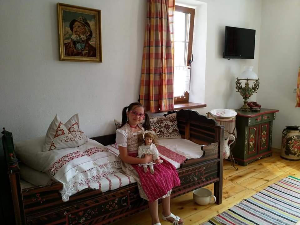 Retro Regina Hotel Базна Екстериор снимка