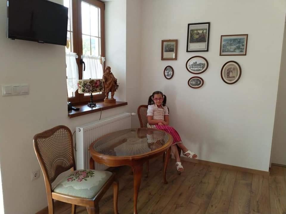 Retro Regina Hotel Базна Екстериор снимка